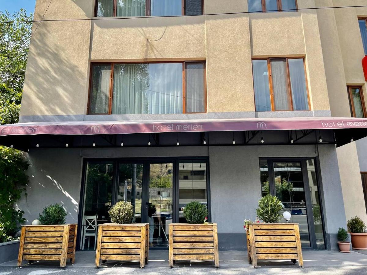 Merien Hotel Yerevan Exterior foto