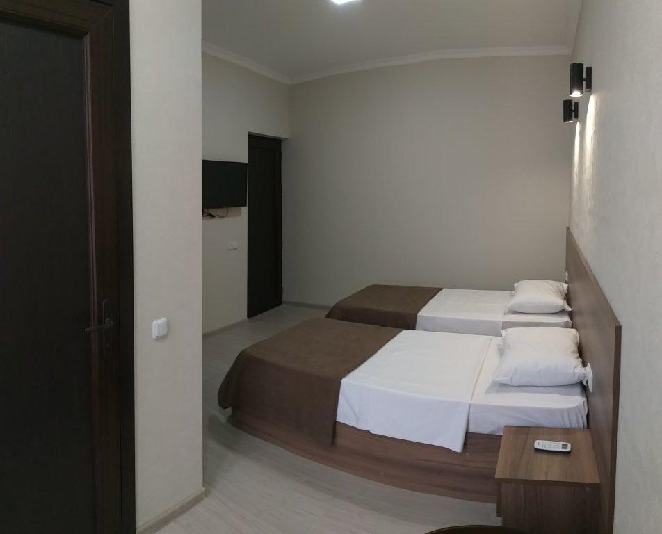 Merien Hotel Yerevan Exterior foto